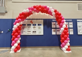Spiral Balloon Arch by Balloon Studio