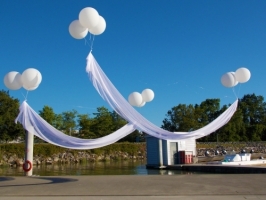 The boat house wedding balloons
