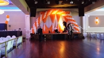 Fraserview Hall Balloons  Arch