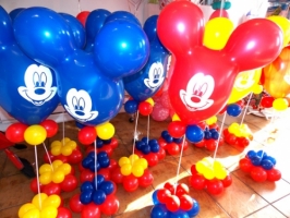 Mouse Balloon Centerpieces