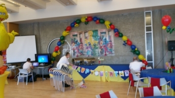 Sesame Street Balloons - Balloon Studio Vancouver