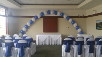 Pearl String Balloon Arch - Balloon Studio Vancouver